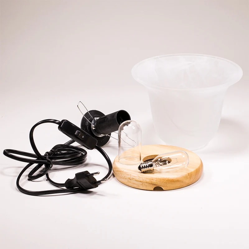 Lampe évasée avec cristaux de sel