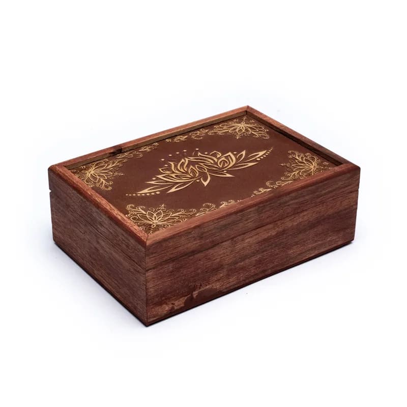 Boîte en bois décoration fait main - 17.5 x 13 x 6.5 cm