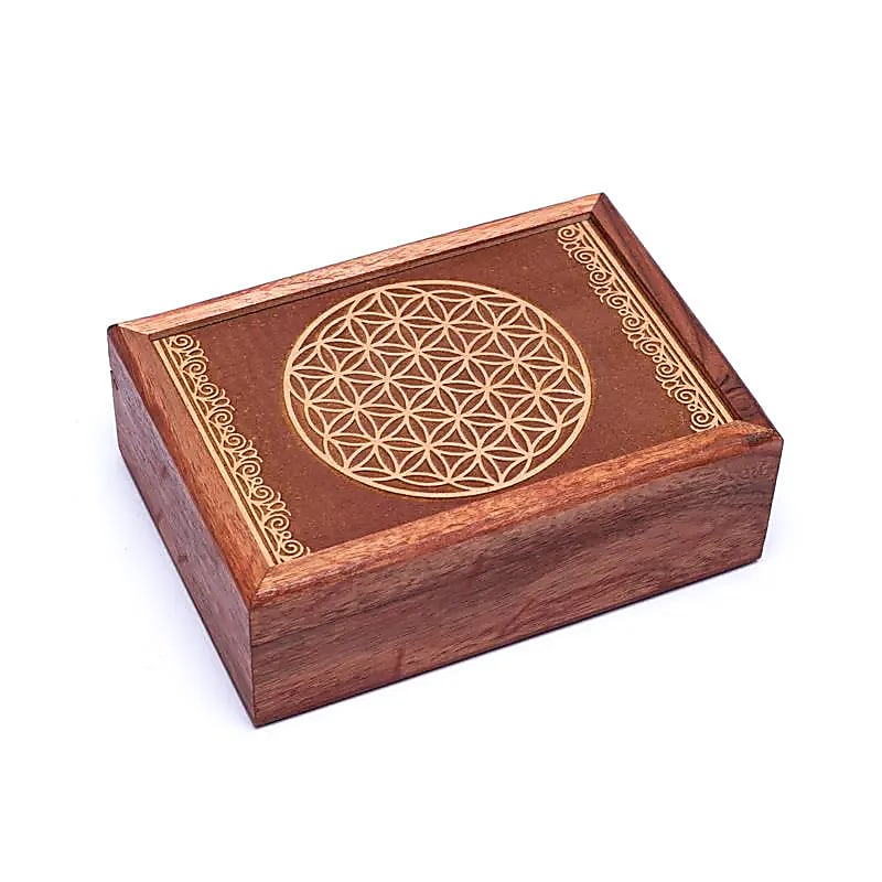 Boîte en bois décoration fait main - 17.5 x 13 x 6.5 cm