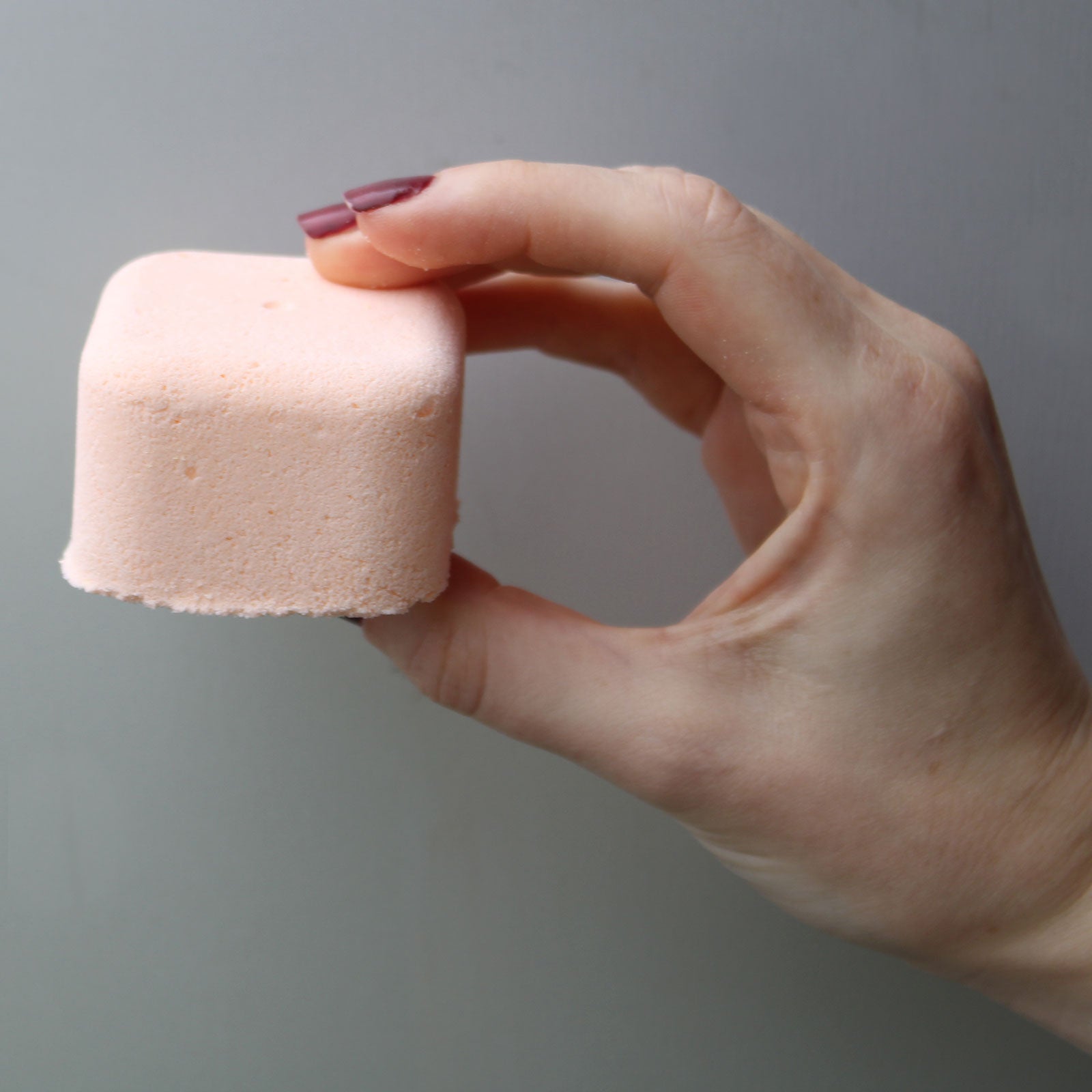 Galet de Douche - Revitalisant - 80 grammes - tenue entre deux doigts