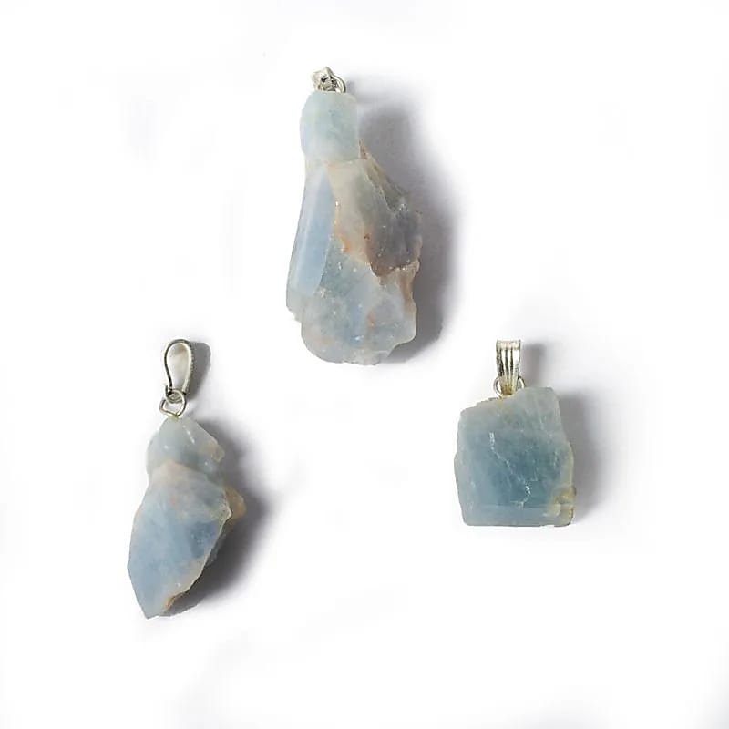 Pendentif en Calcite Bleue brute