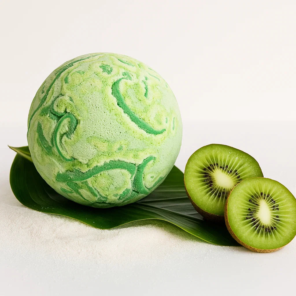 Bombe de bain kiwi au karité, soin bain vitaminé et fruité issu du coffret Paradis Tropical