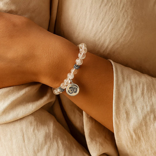 Bracelet Cristal de Roche 21 perles | charm Om
