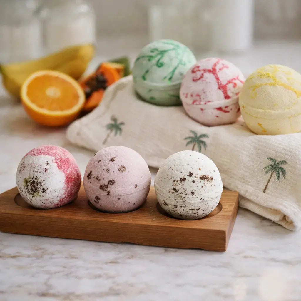 Coffret cadeau bien-être avec 6 bombes de bain au karité et accessoires, collection Paradis Tropical