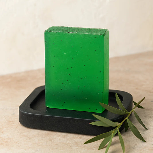 Savon Artisanal à l'Huile de Coco, Arbre à Thé et Menthe Fraîche