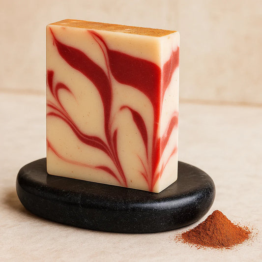 Savon Artisanal à l'Huile d'Olive et Argile Rouge