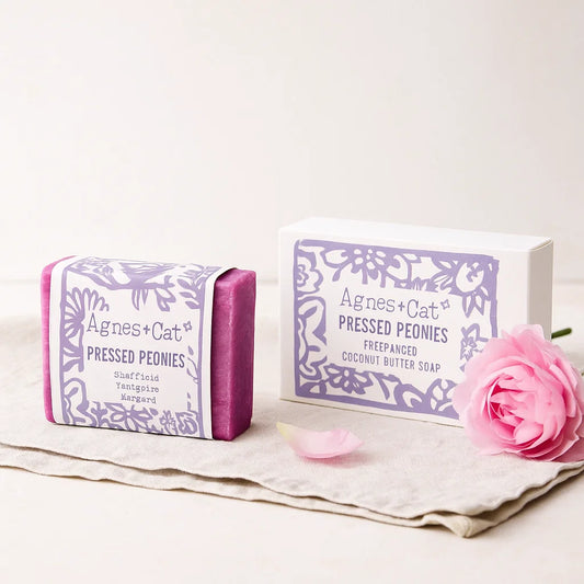 Savon Artisanal Pivoine Pressée – Douceur Florale et Hydratation