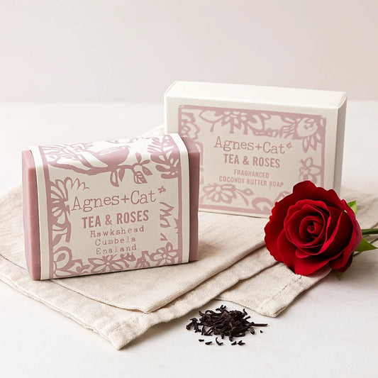 Savon Artisanal Thé et Rose – Douceur et Parfum Raffiné