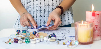 Comment pratiquer la Wicca chez soi : guide complet