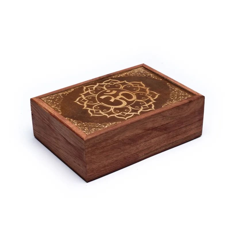 Boîte en bois décoration fait main - 17.5 x 13 x 6.5 cm