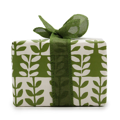 Une idée cadeau originale pour ce Coffret Cadeaux Bougie Rhubarbe &amp; Bombes de bain | Agnès &amp; Cat