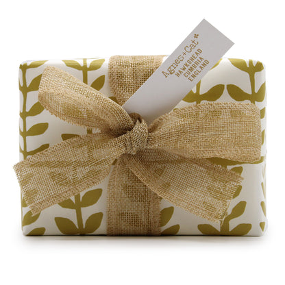 Un cadeau original pour ce Coffret Cadeaux Bougie Citron Frais &amp; Bombes de bain | Agnès &amp; Cat