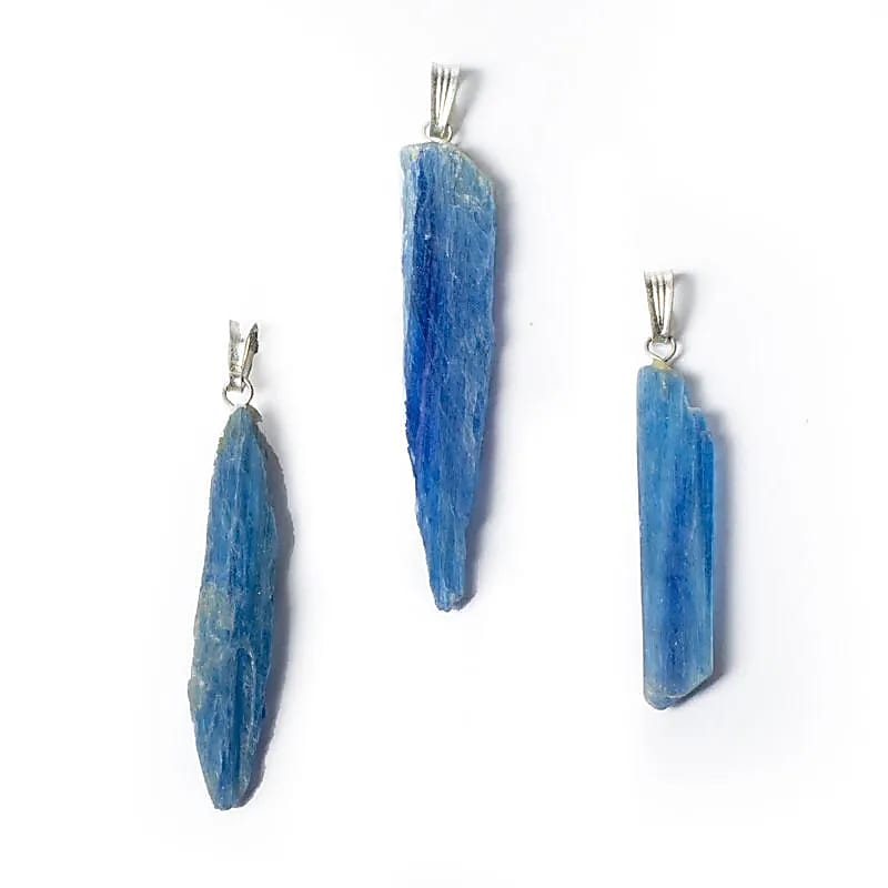 Pendentif en Kyanite Bleue brute