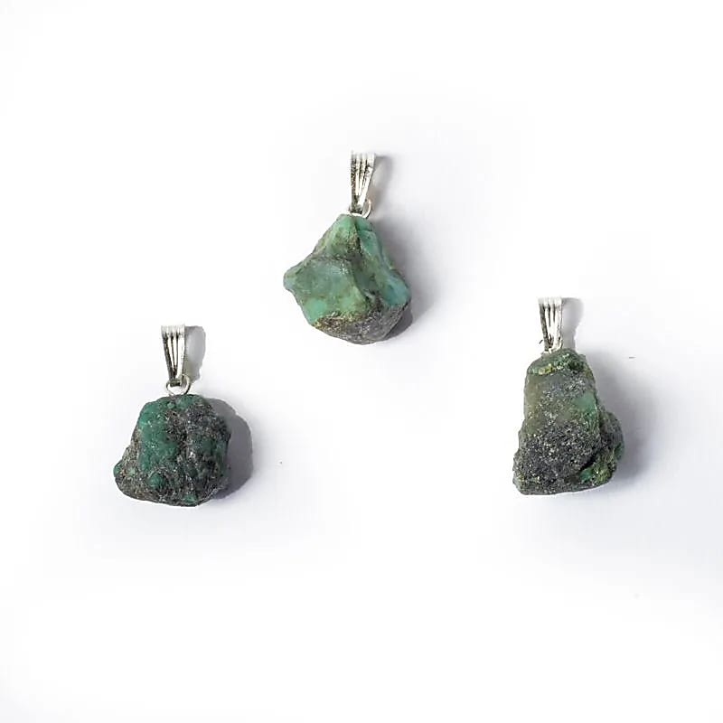 Pendentif Émeraude Brute Naturelle