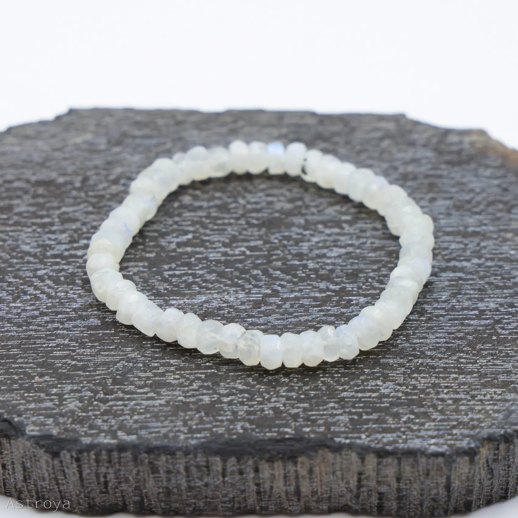 Bracelet Pierre de Lune arc-en-ciel à facettes 6mm