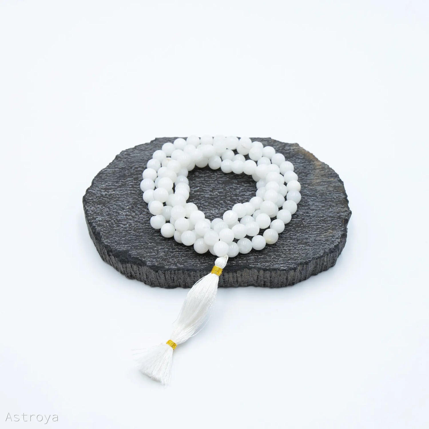 Mala Agate Blanche | 108 perles - sur pierre de rechargement
