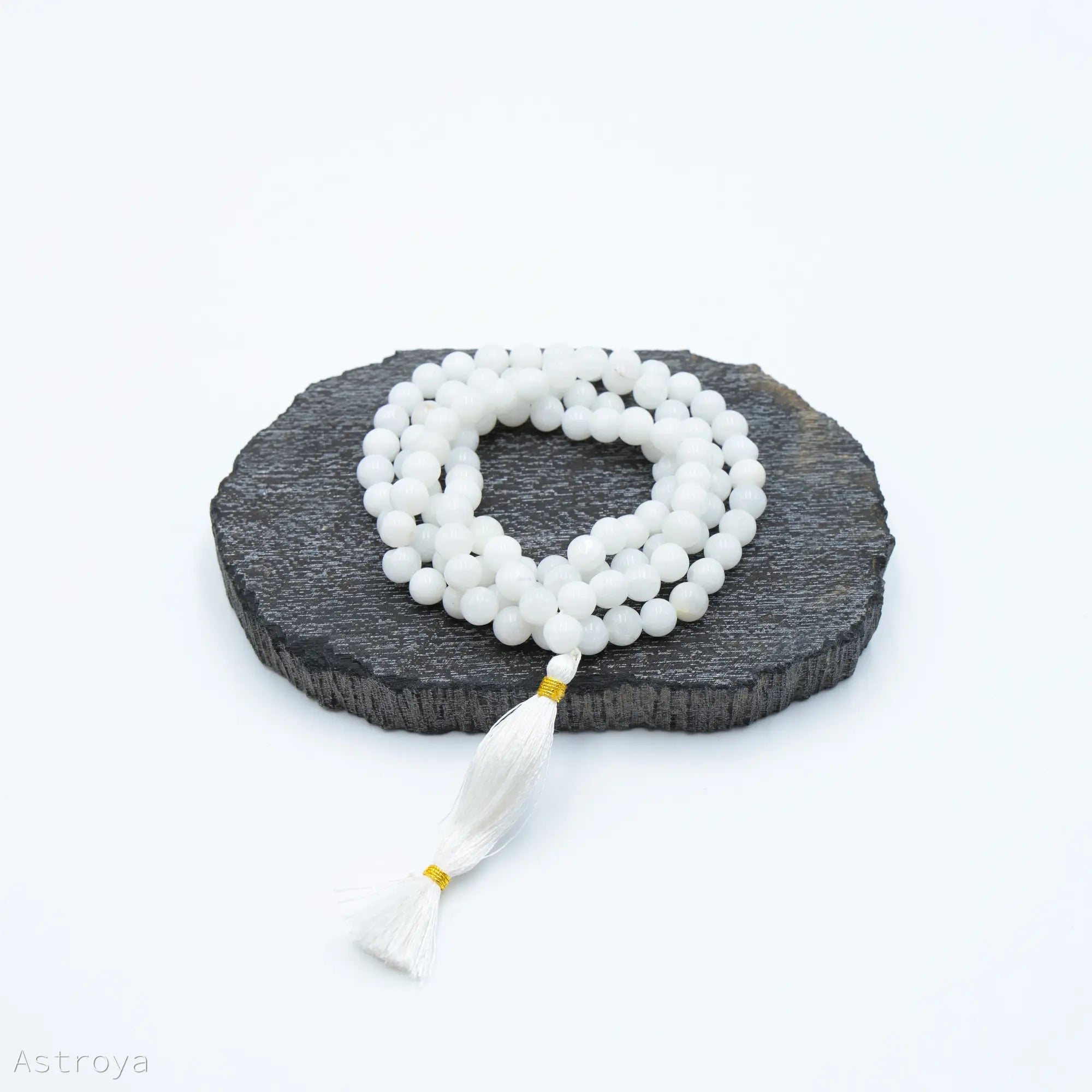 Mala Agate Blanche | 108 perles - sur pierre de rechargement