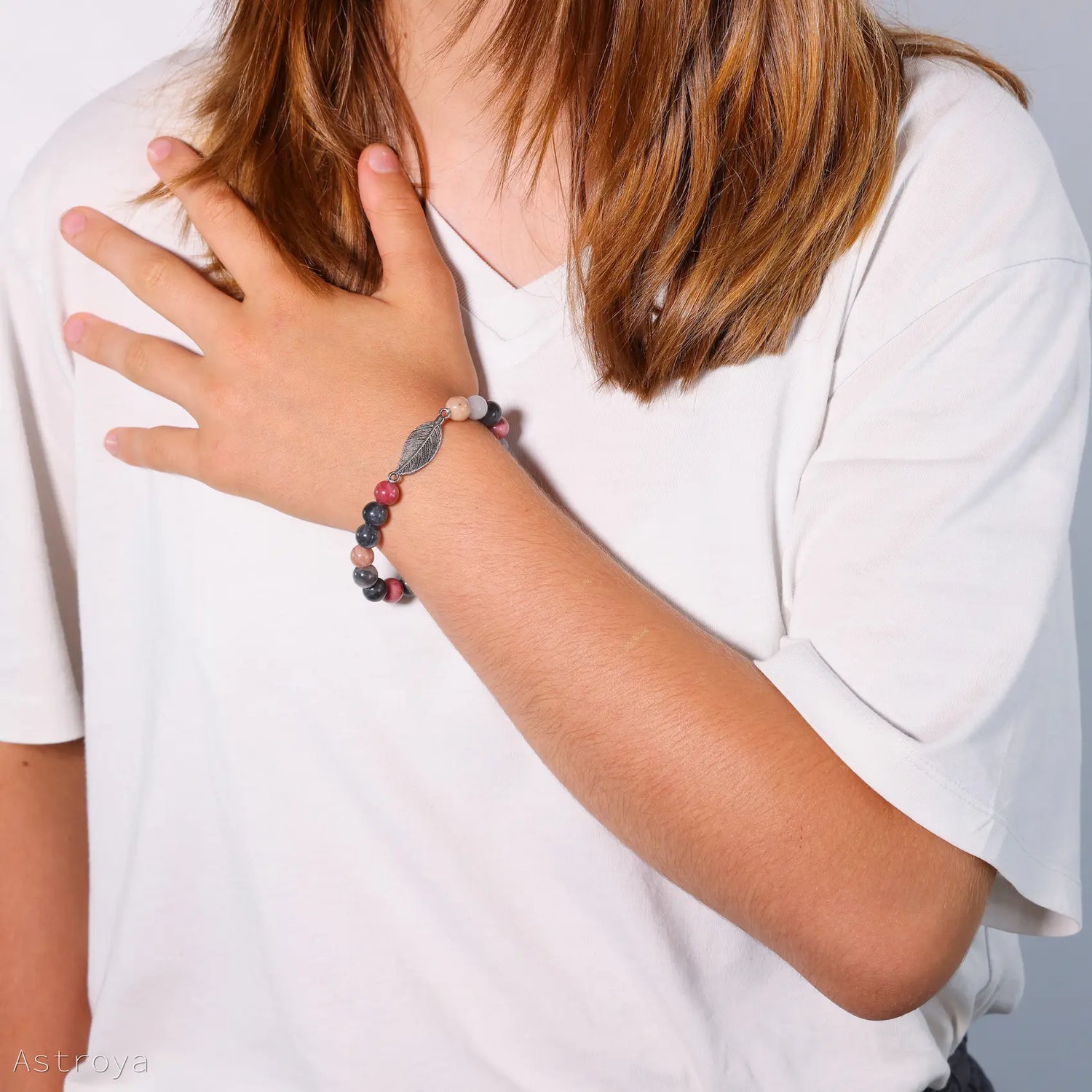 Bracelet Rhodonite - Quartz Gris avec Plume