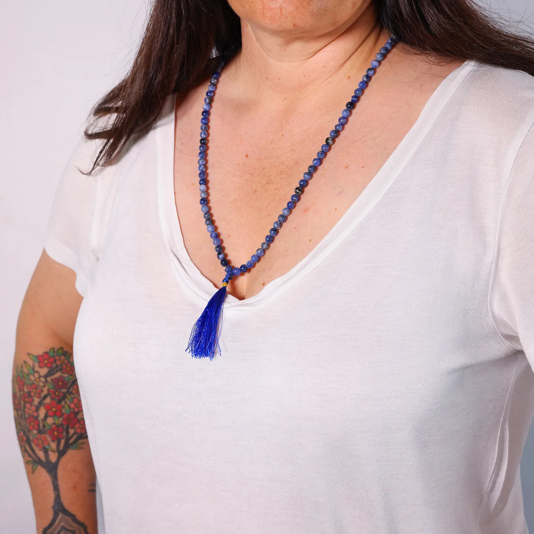 Mala en Sodalite | 108 perles porté en collier