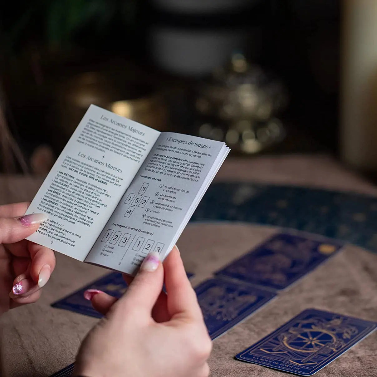 Tarot de Marseille - livret explicatif en français - Cartes de tarot divinatoire Marseille pour voyance et spiritualité