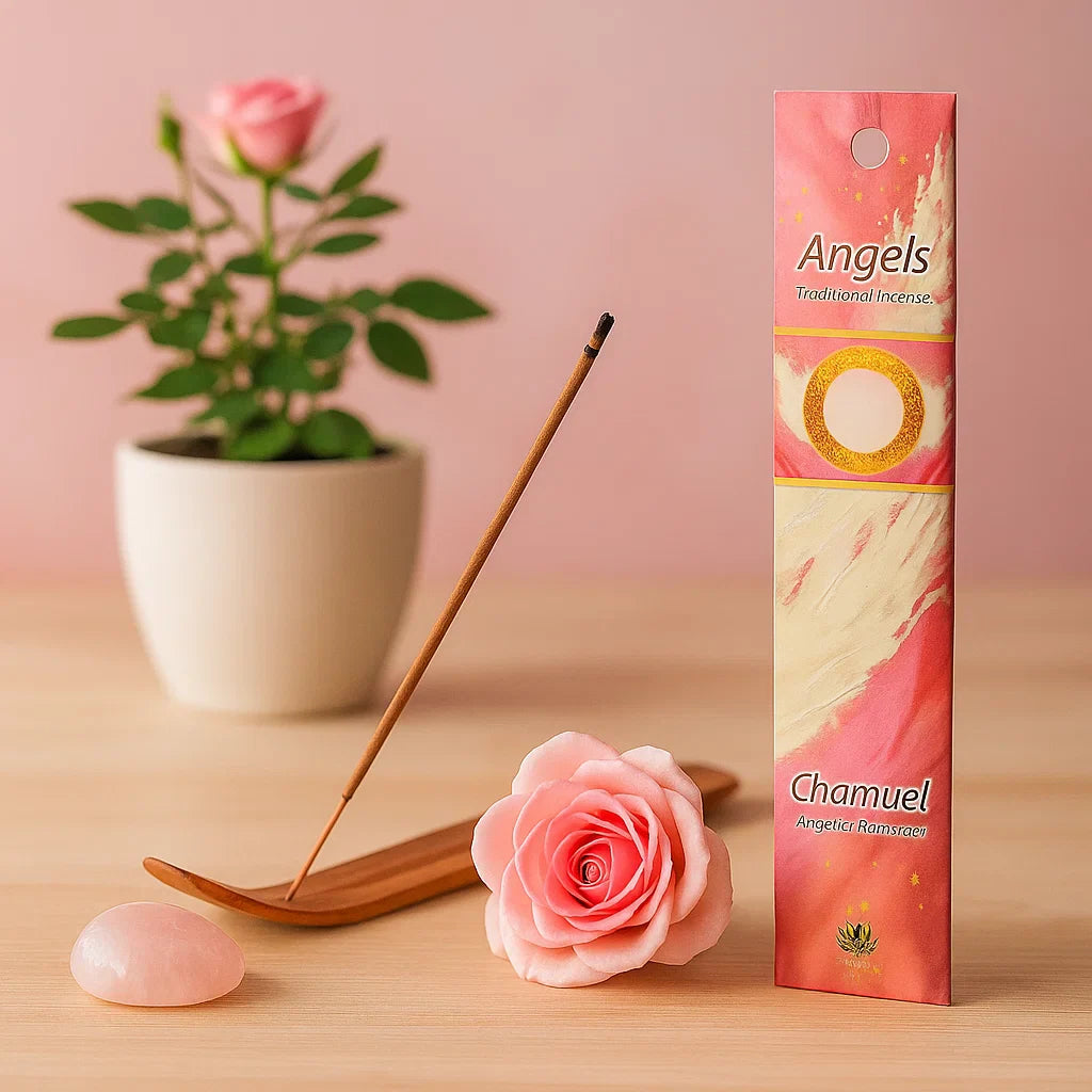 Encens Archange Chamuel pour l’amour universel et la paix du cœur avec décoration zen