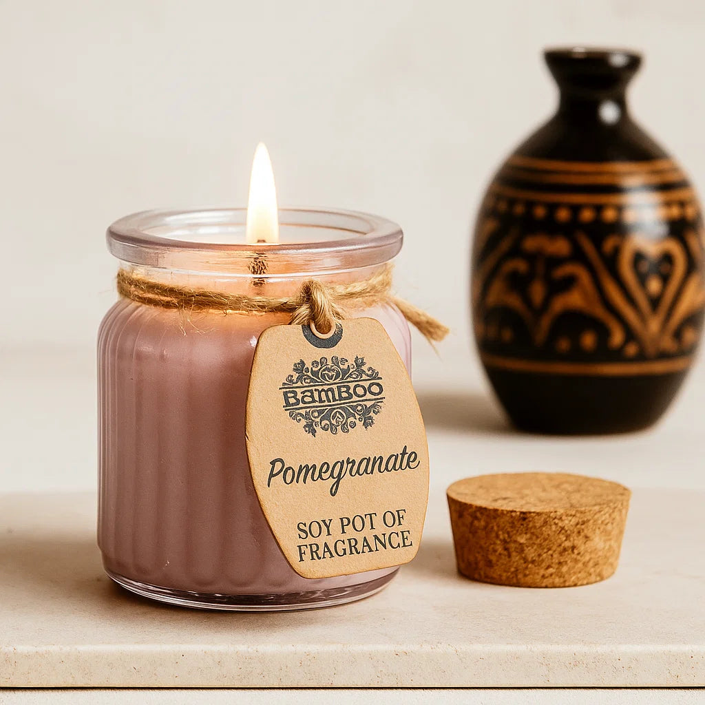 Bougie parfumee Grenade en cire de soja – arôme fruité et lumineux en pot de verre