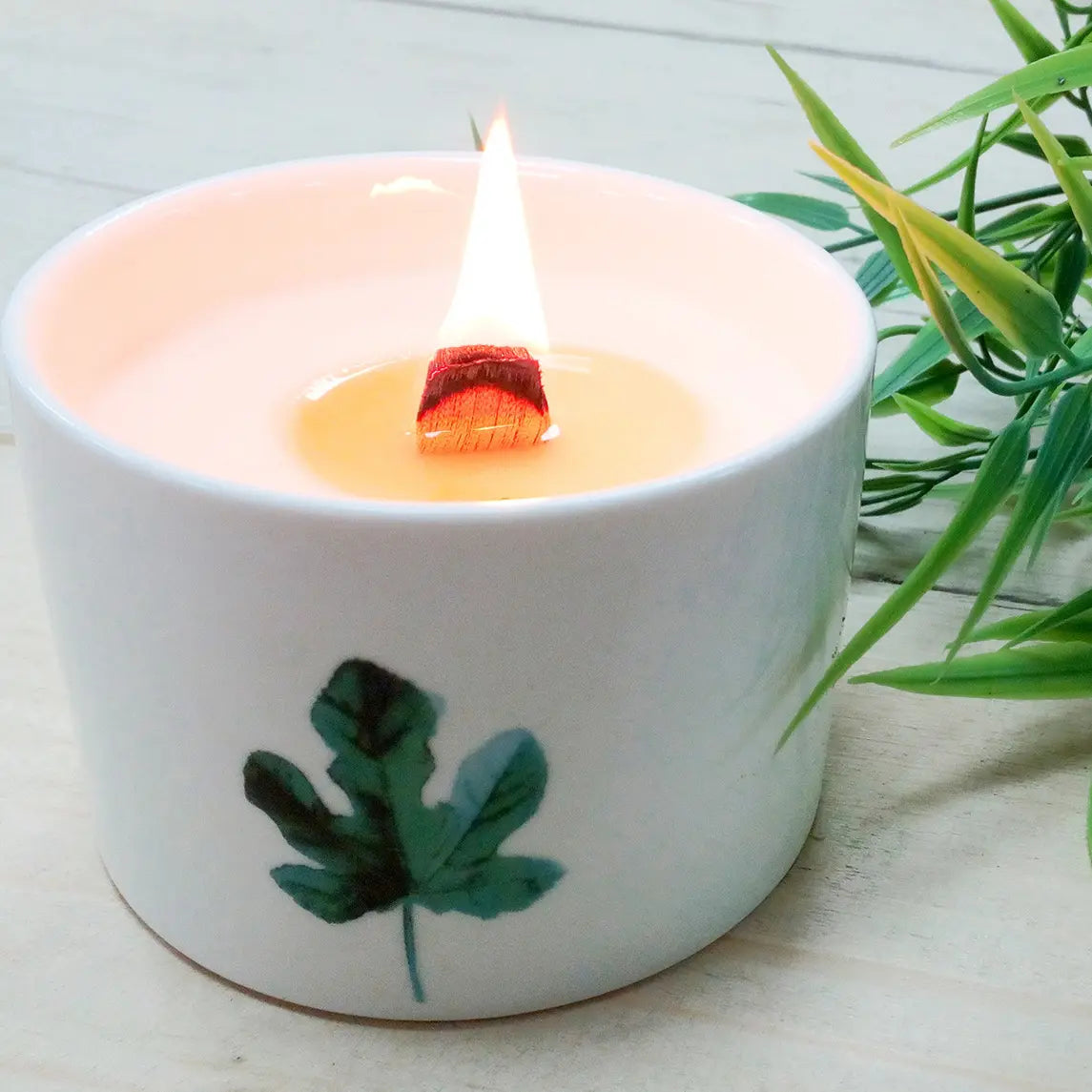 Bougie botanique avec deouble mèche en bois et cire écologique