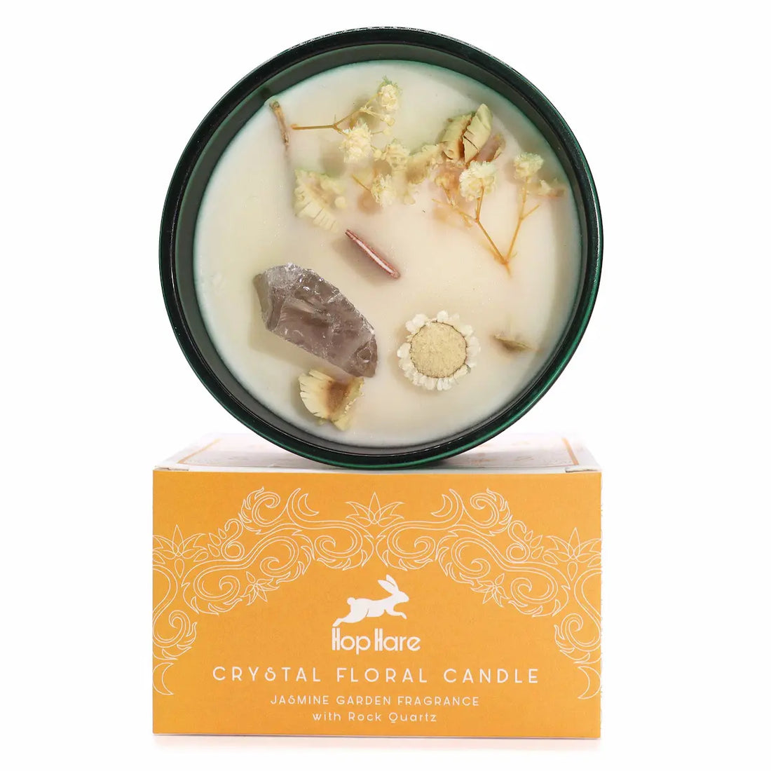 Gros plan bougie Le Lion parfum jardin de jasmin avec gemmes quartz clair énergie apaisante et protectrice