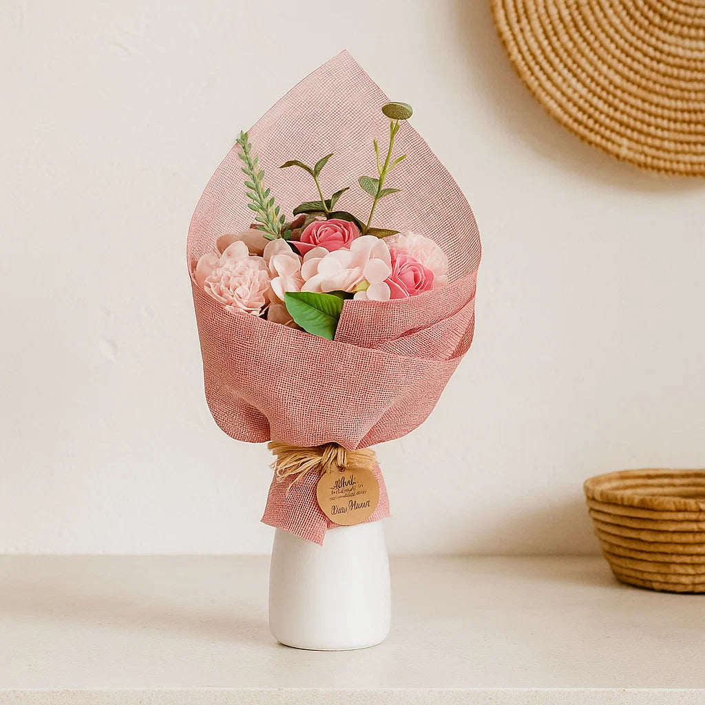 Bouquet de fleurs de savon couleur rose, effet réaliste, texture douce à base d’amidon de maïs – Astroya