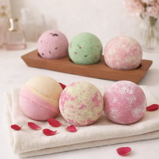 coffret cadeau bien-être femme avec bombes de bain au karité et porte-savon en bois