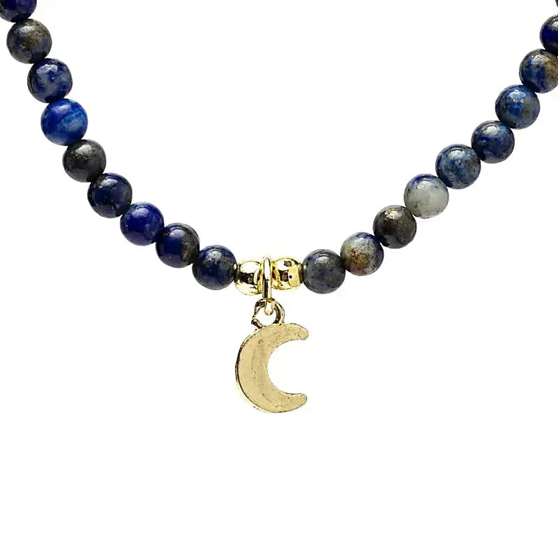 Collier ajustable en lapis-lazuli avec pendentif lune dorée – bijou spirituel et intuitif