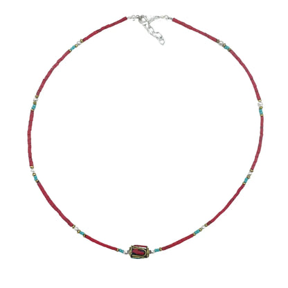 Collier de pierres précieuses - Corail