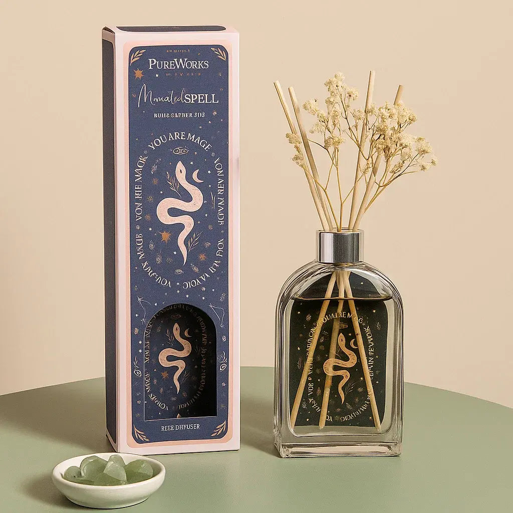 Diffuseur de parfum Poussières de Lune en situation dans un intérieur mystique