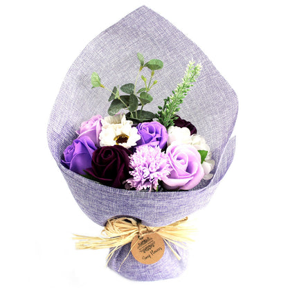Zoom sur le bouquet de Fleurs de savon  violet grand format