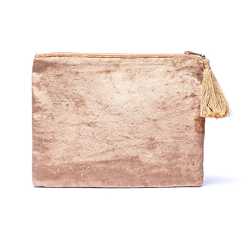 Pochette zippée en velours beige vue arrière, accessoire élégant pour coffret cadeau bien-être