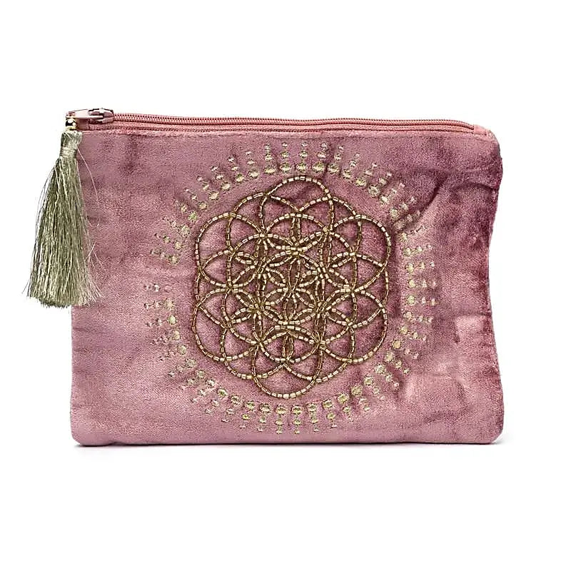 Pochette zippée en velours Rose | broderie Fleur de Vie vue de face