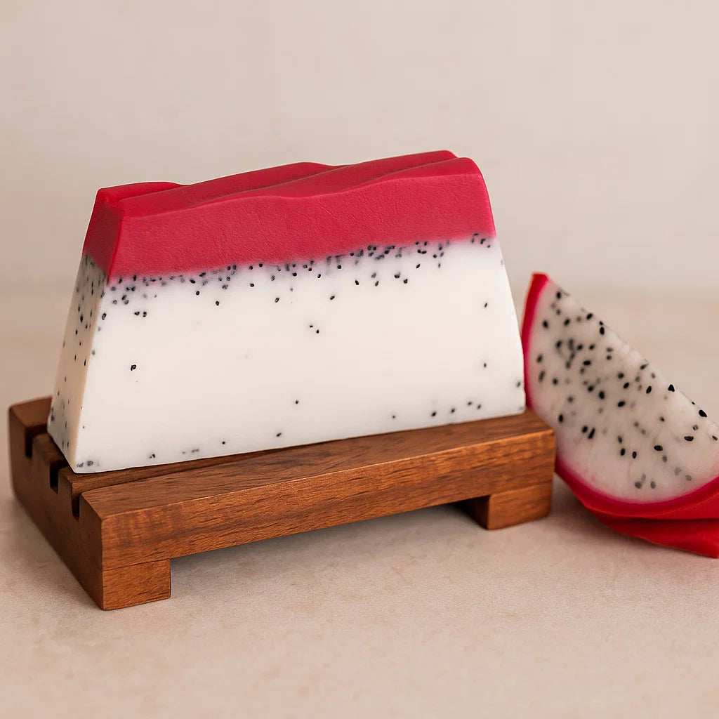 Savon Artisanal Pitaya – Éclat et Hydratation Exotique